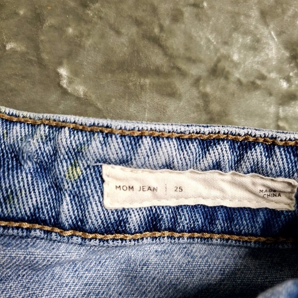 Pacsun Distressed Mom Jeans - Picture 4 of 9